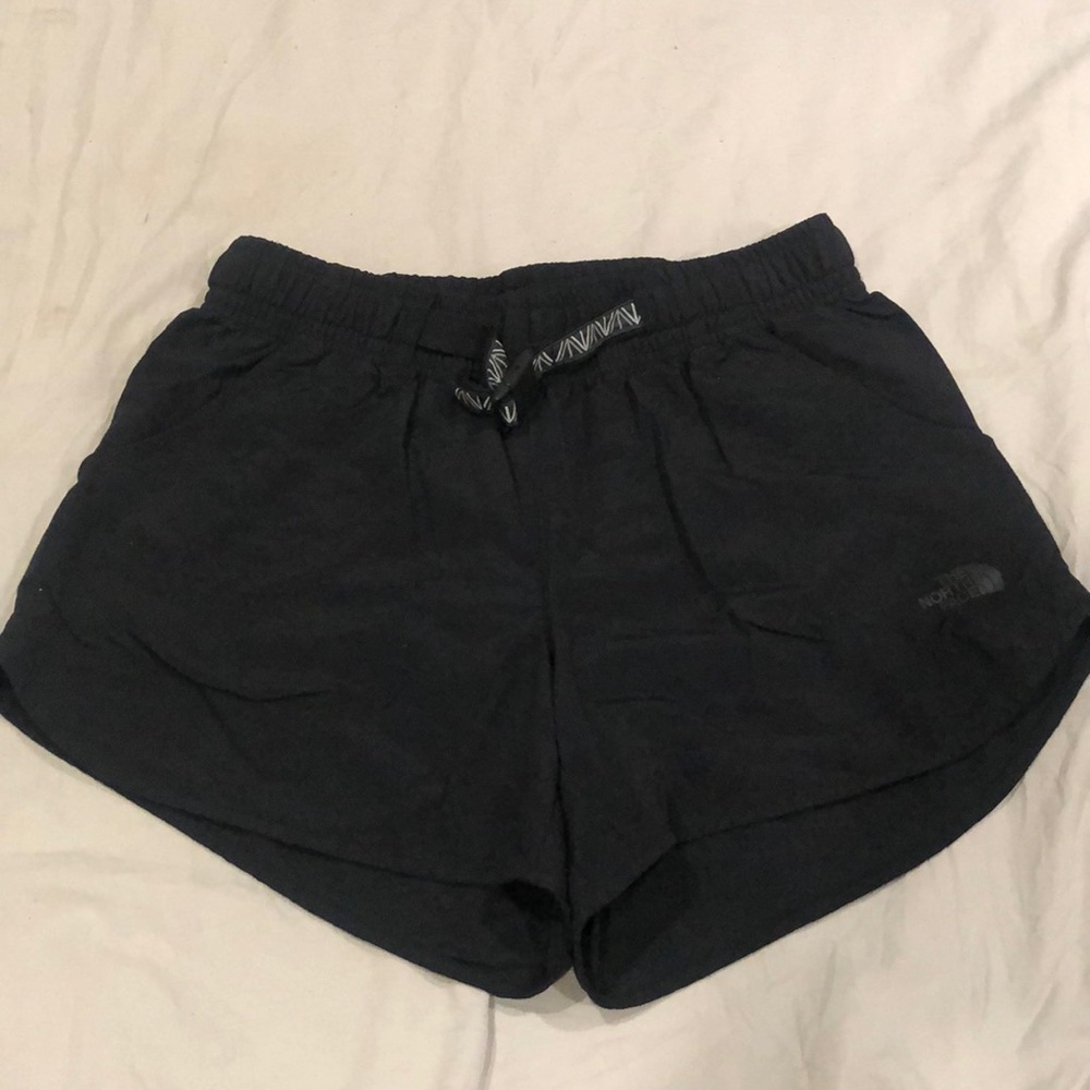 North Face Athletic Hiking Shorts with Pockets & Adjustable Strap - Women’s S
